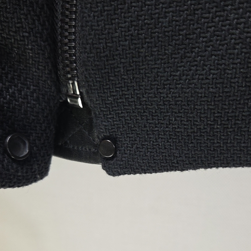 Vince Black Textured Blazer - Picture 9 of 11